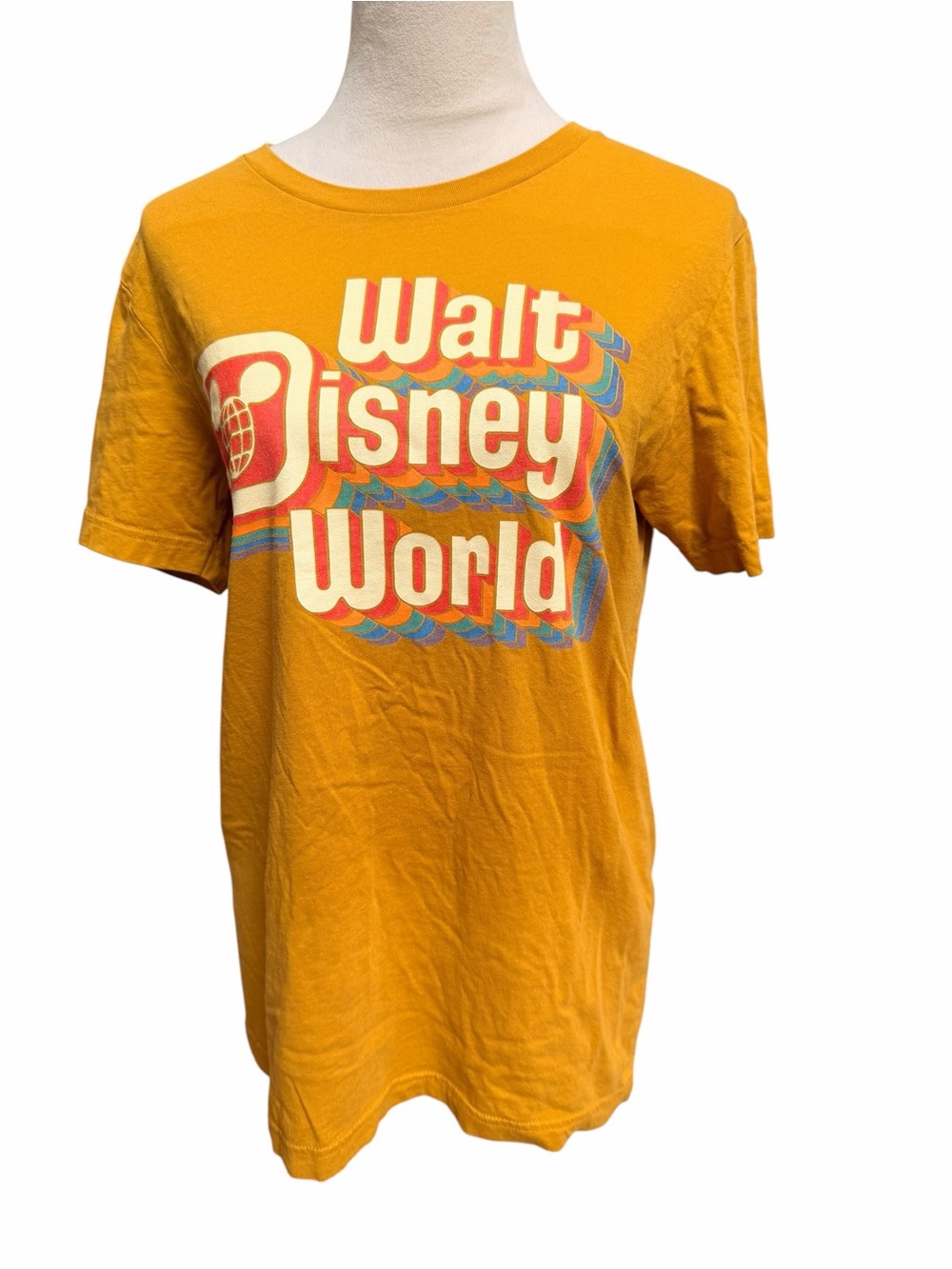 Walt Disney World Women’s Medium Graphic Tee Mustard Yellow Short Sleeve Cotton